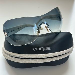 Vogue 😎😎